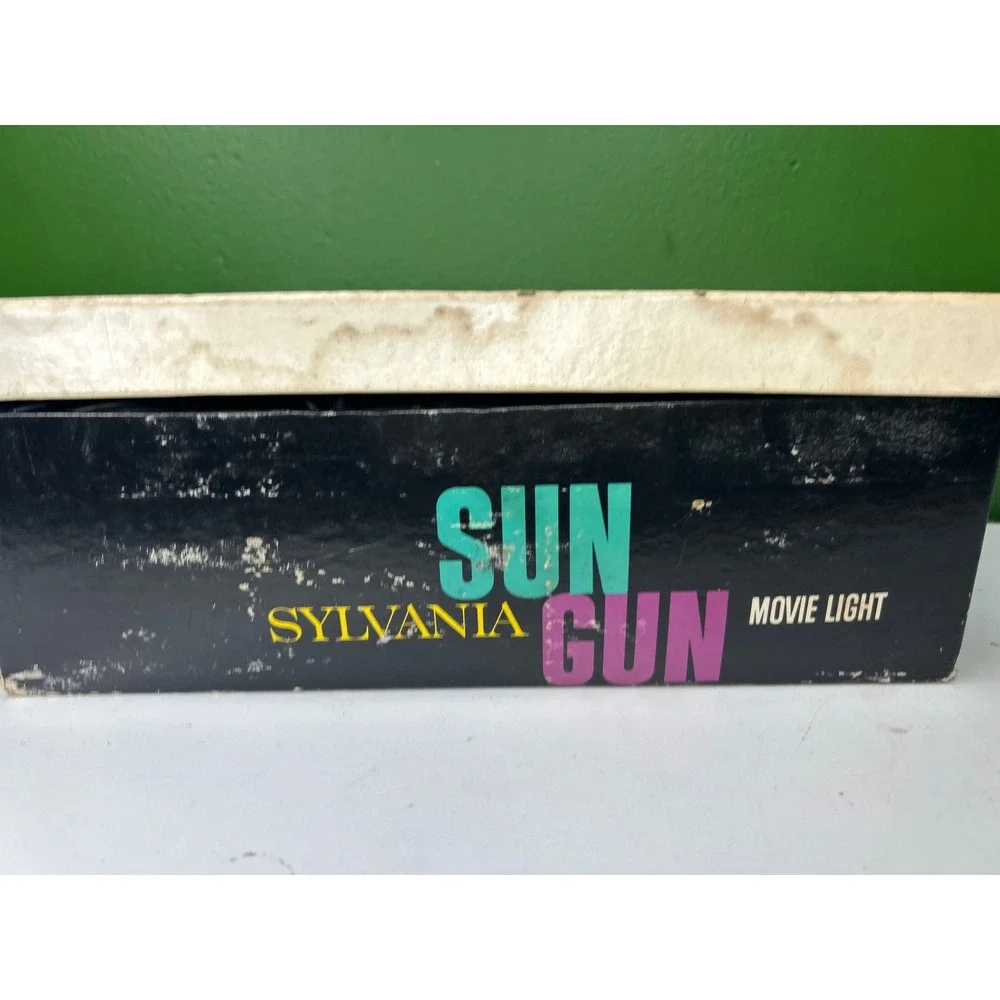 Vintage Sylvania Sun Gun Movie Light SG-70 with Box and Light Meter Black